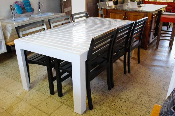 Table à manger dessus caillebotis 2m x 1m 