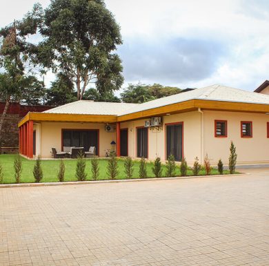Villa jaune